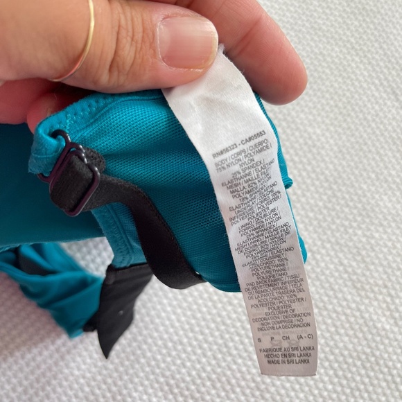 Nike Sports Bra - Picture 3 of 4